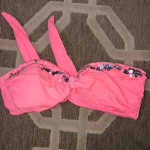 Bikini top VS